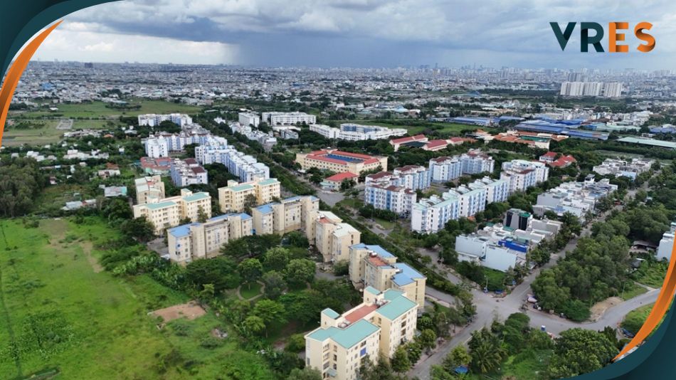 doanh thu kinh doanh bat dong san tp hcm tang truong an tuong